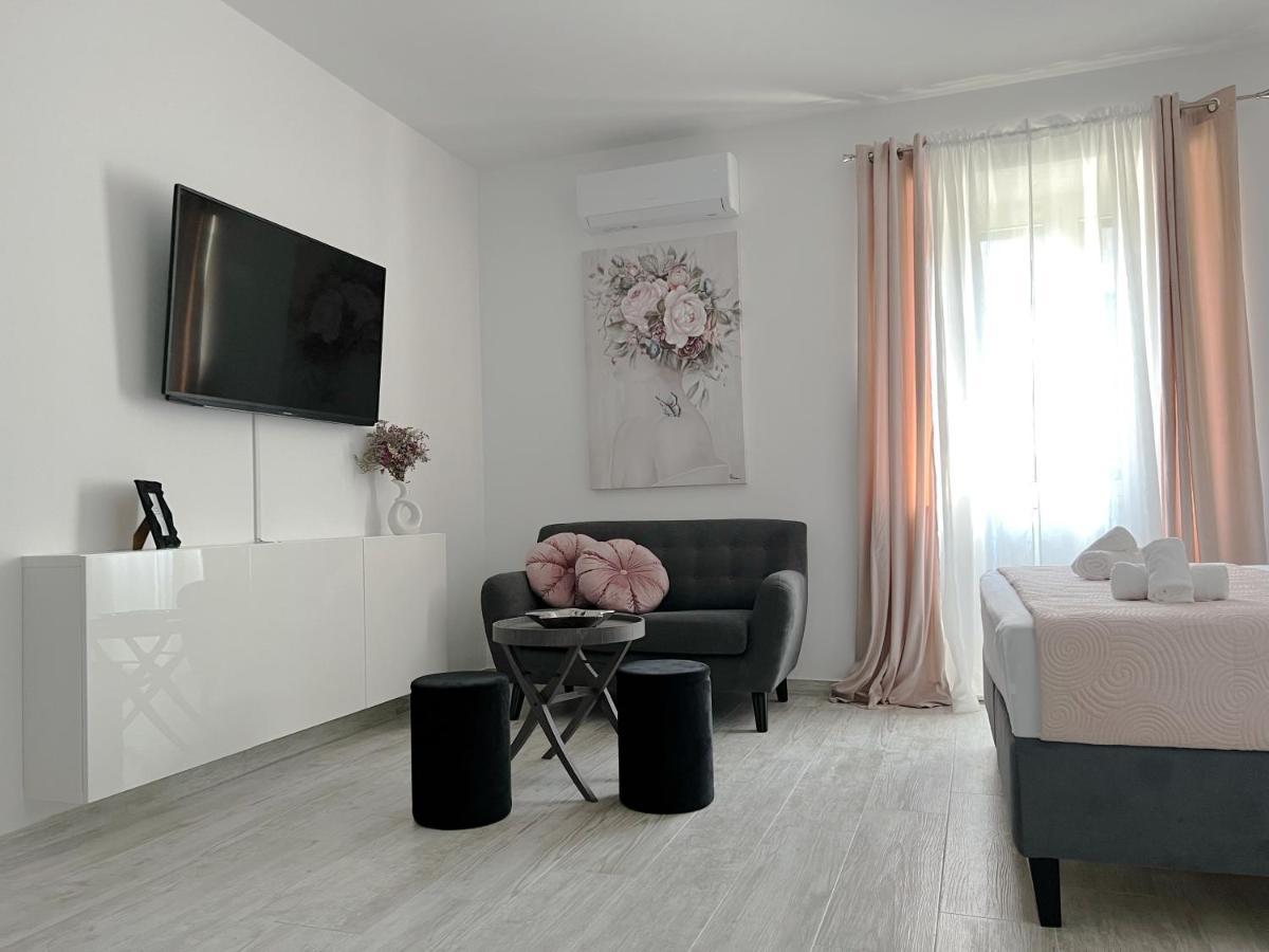 Studio Apartman Perla Спліт Екстер'єр фото